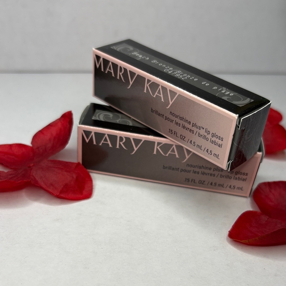 Mary Kay Lip Gloss in Black and Pink Packaging